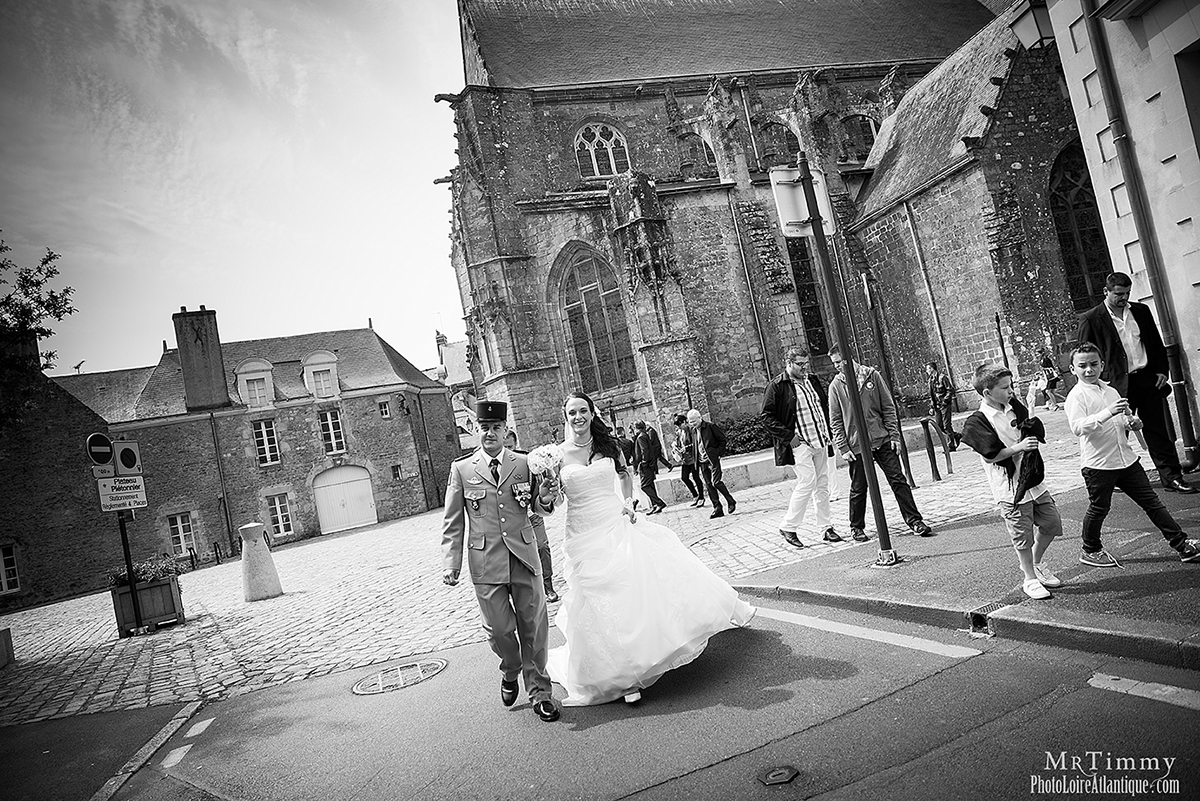 vin dhonneur mariage dans les rues de guérande