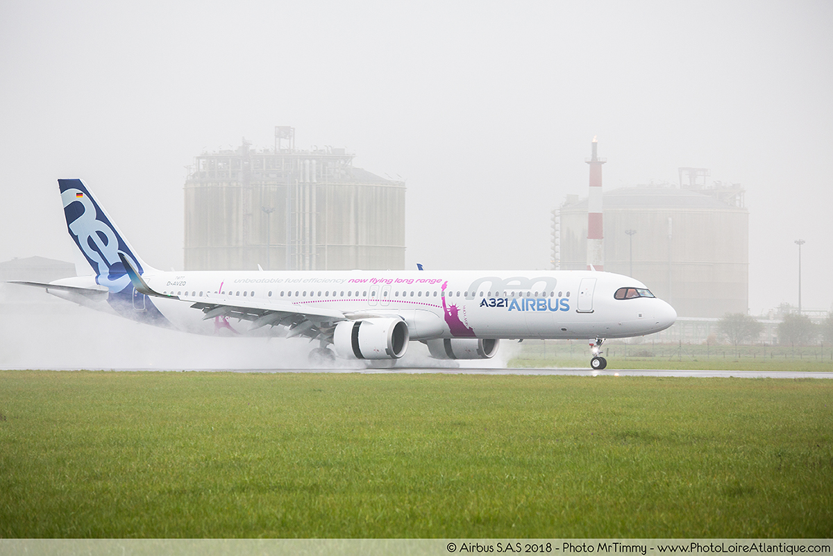 A321_airbus_saint_nazaire_photographe_corporate_entreprise_mrtimmy_atterrisage