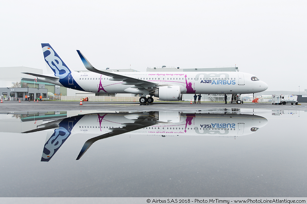 A321_airbus_saint_nazaire_photographe_corporate_entreprise_mrtimmy_stationnement_effet_mirroir
