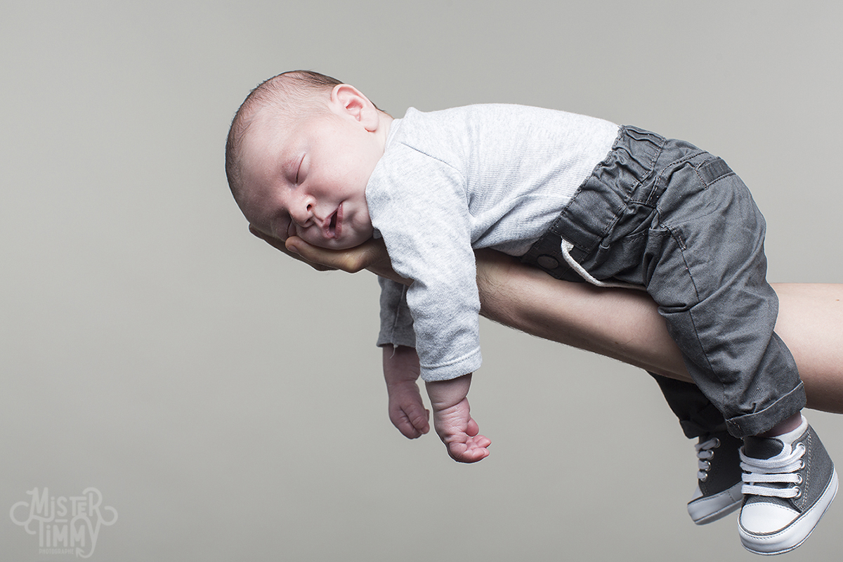 bebe_studio_baby_photographe_saint_nazaire_loire_atlantique_naturel_mrtimmy_guerande_la_baule_dormir_sleep_simple