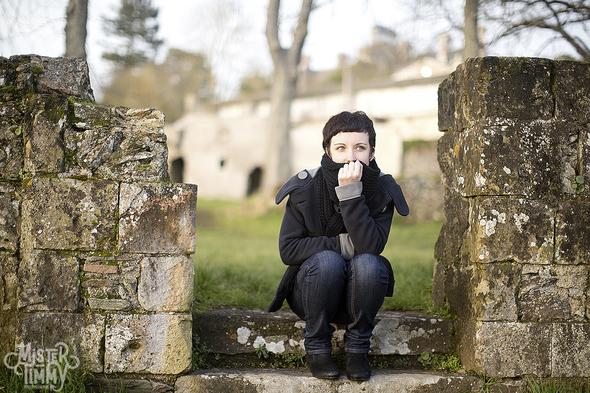 portrait_femme_neo_mrtimmy_simple_naturel_saint_nazaire_loire_atlantique_photographe_professionnel_guerande_la_baule_pornichet_exterieur_lifestyle_pierre_hiver
